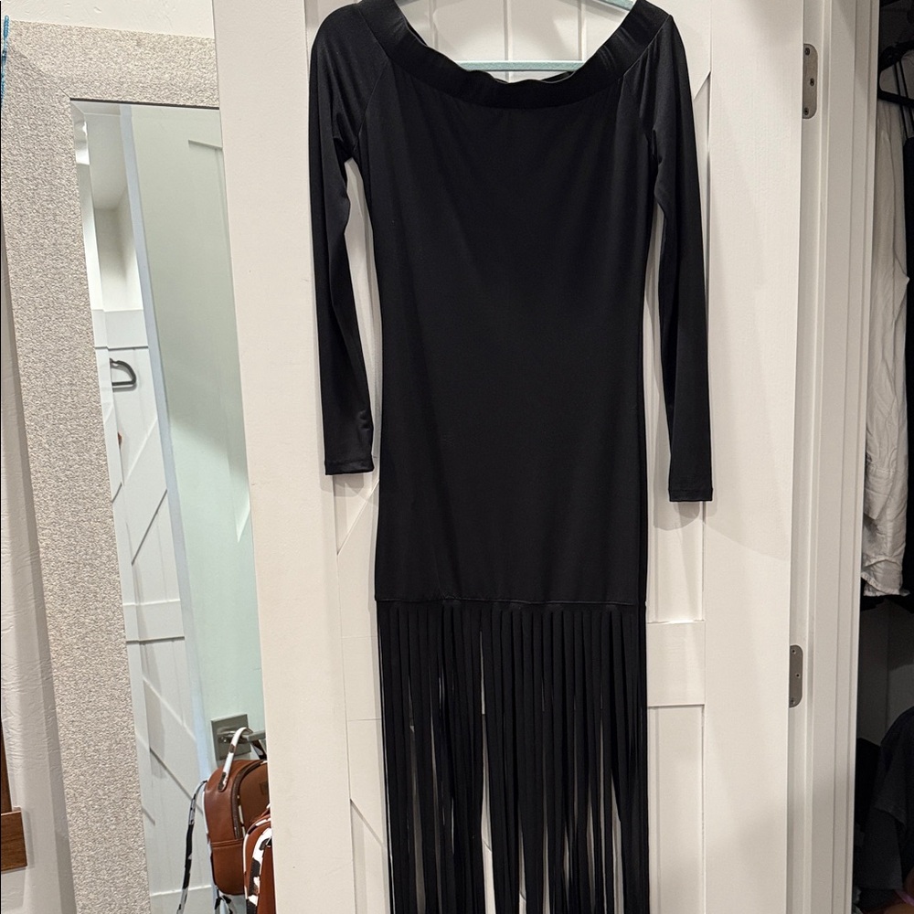 Chic Black Long Sleeve Fringe Dress